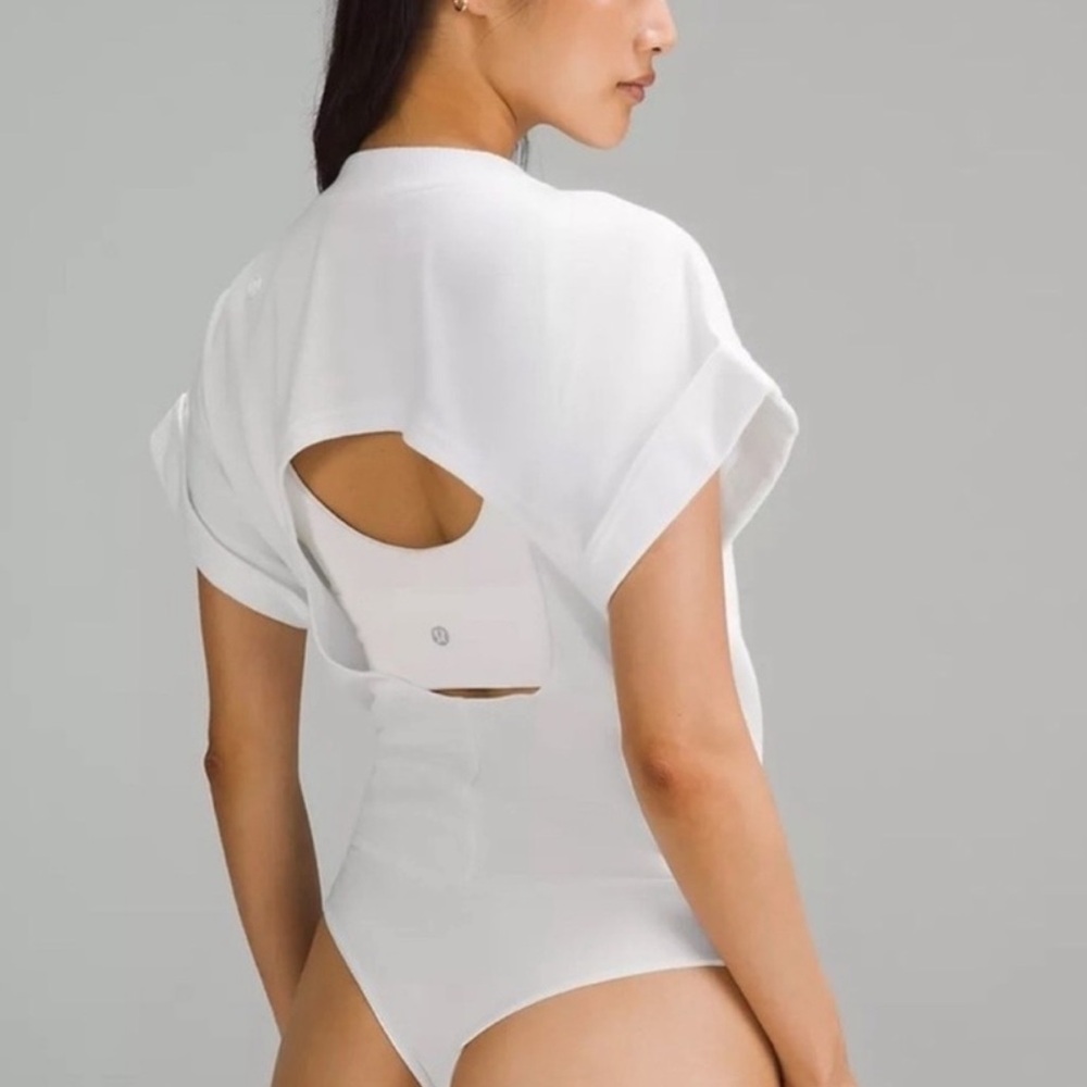 BNWOT LULULEMON WHITE COTTON OPEN BACK BODYSUIT SZ M